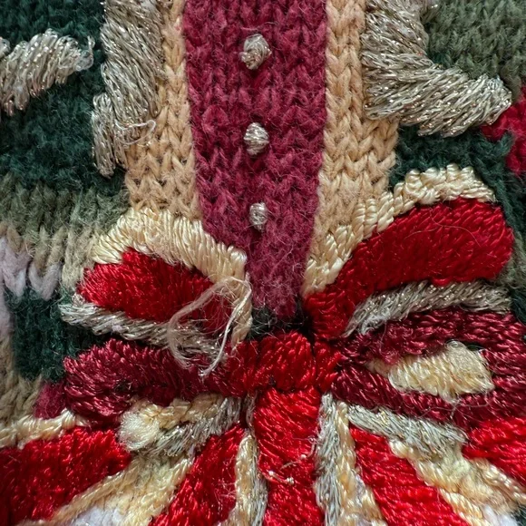 Christmas Sweater - Picture 7 of 9